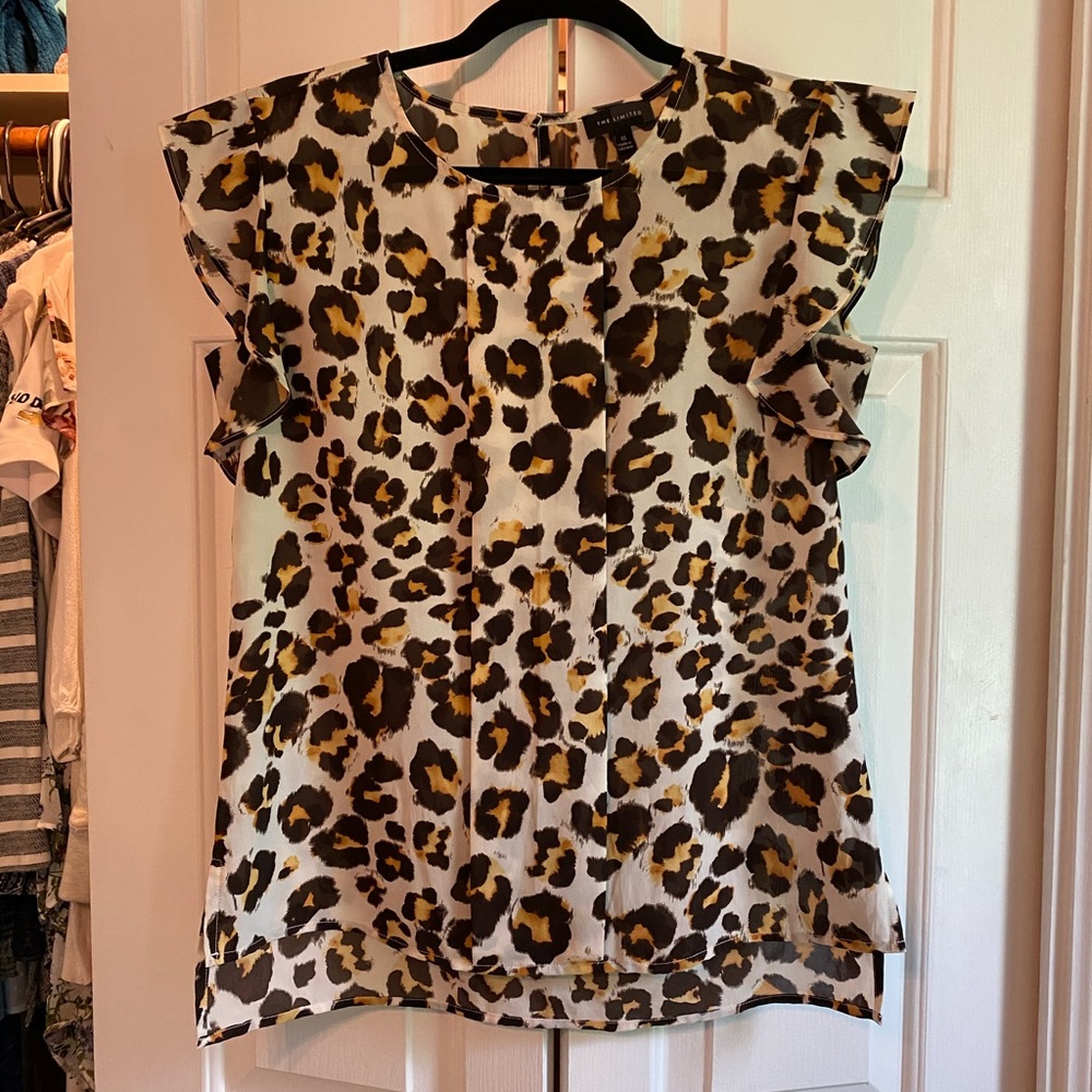 Leopard flutter sleeve top